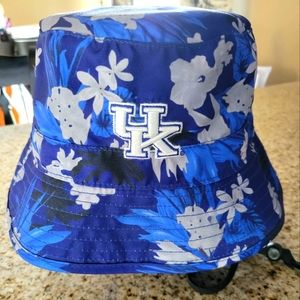 University of Kentucky bucket hat